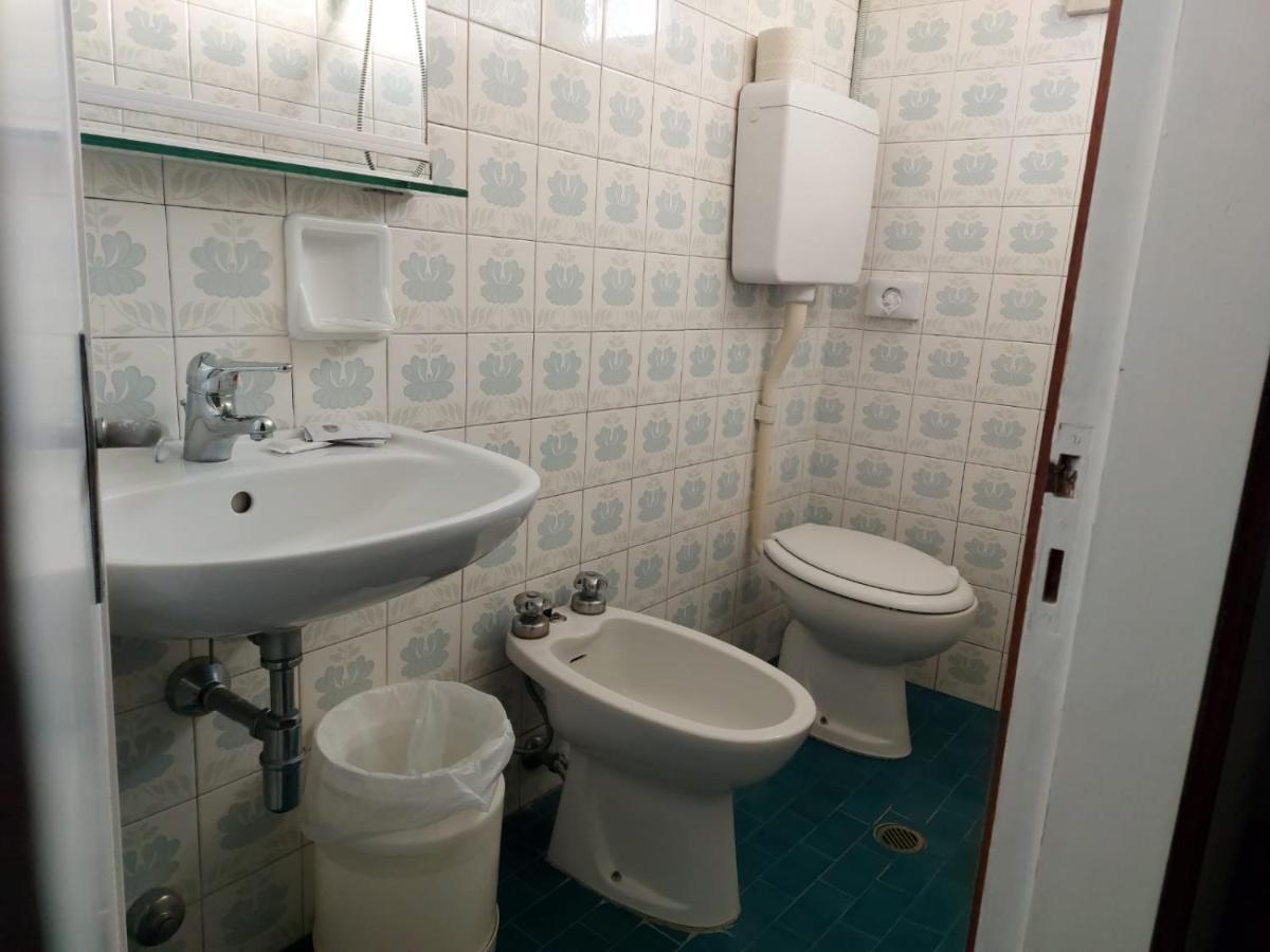 Hotel Brezza Rimini Kültér fotó