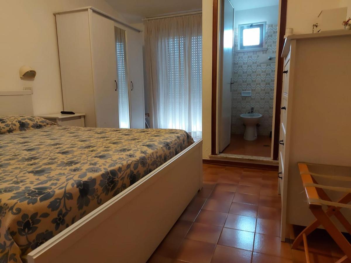 Hotel Brezza Rimini Kültér fotó